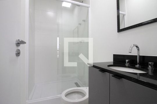 Banheiro de kitnet/studio à venda com 0 quarto, 30m² em República, São Paulo