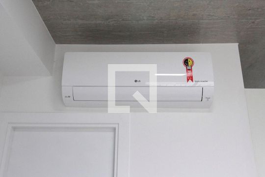 Ar condicionado de kitnet/studio à venda com 0 quarto, 30m² em República, São Paulo