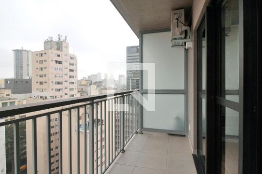Varanda de kitnet/studio à venda com 0 quarto, 30m² em República, São Paulo