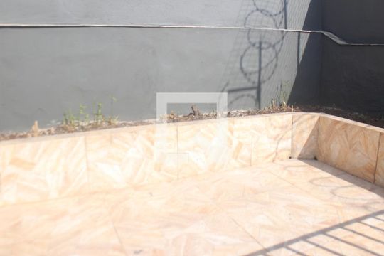 Varanda gourmet de casa para alugar com 2 quartos, 120m² em Jardim Guayana, São Paulo