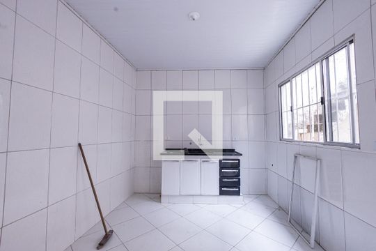 Cozinha de casa de condomínio para alugar com 2 quartos, 70m² em Penha de França, São Paulo