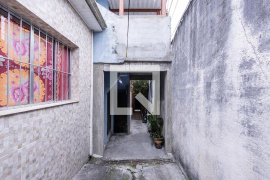 Área comum de casa de condomínio para alugar com 2 quartos, 70m² em Penha de França, São Paulo
