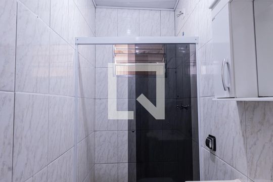 Banheiro Quarto 1 de casa de condomínio para alugar com 2 quartos, 70m² em Penha de França, São Paulo