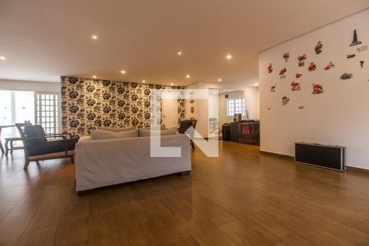Sala de Estar de casa de condomínio à venda com 7 quartos, 420m² em Residencial Tres (alphaville), Santana de Parnaíba