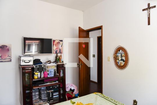 Quarto 4 de casa à venda com 5 quartos, 280m² em Jardim Itu, Porto Alegre