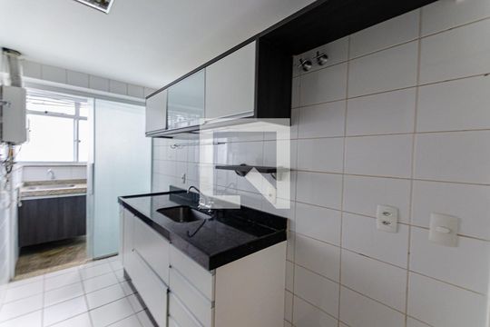 Cozinha de apartamento à venda com 2 quartos, 70m² em Vital Brasil, Niterói