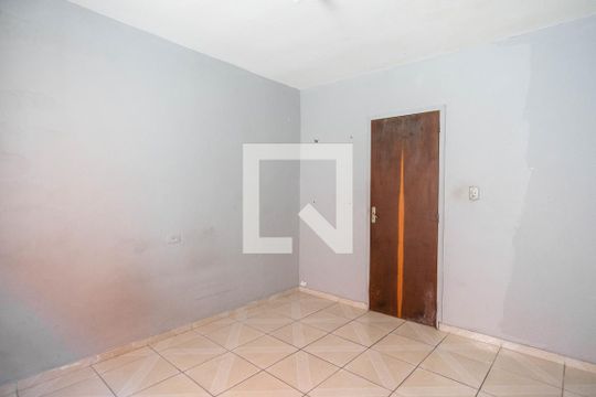 Quarto 1 de casa de condomínio à venda com 2 quartos, 70m² em Vila São Vicente, São Paulo