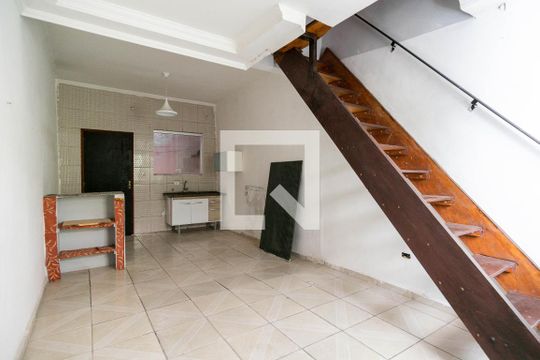 Casa de Condomínio à venda com 2 quartos, 70m² em Vila São Vicente, São Paulo