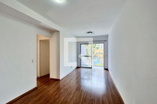 Apartamento à venda com 2 quartos, 77m² em Vila Olímpia, São Paulo