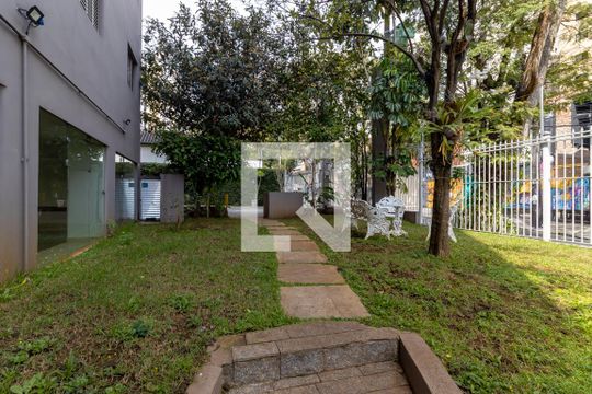 área comum do prédio de apartamento para alugar com 3 quartos, 81m² em Vila Olímpia, São Paulo