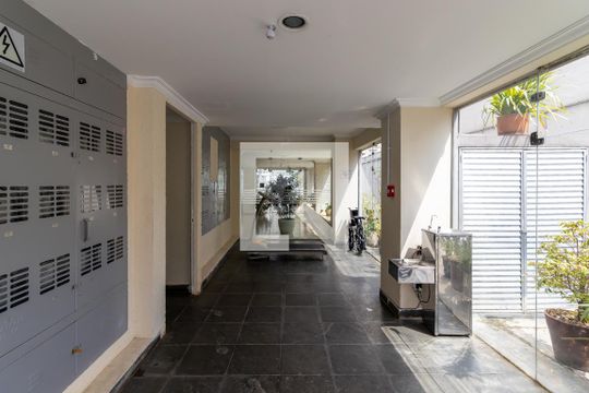 área comum do prédio de apartamento para alugar com 3 quartos, 81m² em Vila Olímpia, São Paulo