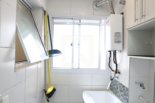 Área de Serviço de apartamento à venda com 3 quartos, 70m² em Jardim Maria Rosa, Taboão da Serra