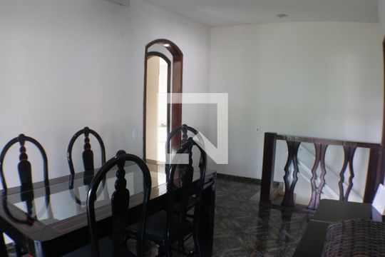 Hall social de casa de condomínio à venda com 5 quartos, 490m² em Taquara, Rio de Janeiro
