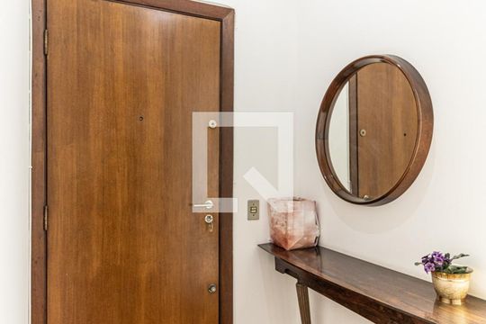 Entrada de apartamento à venda com 3 quartos, 98m² em Santa Cecília, São Paulo