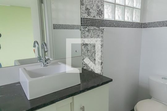 Banheiro 1 de casa à venda com 4 quartos, 409m² em Campestre, São Leopoldo