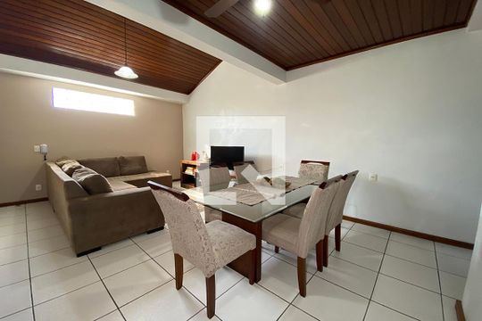Sala de casa à venda com 3 quartos, 210m² em Scharlau, São Leopoldo