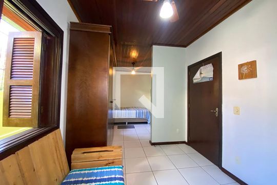 Quarto 1 de casa à venda com 3 quartos, 210m² em Scharlau, São Leopoldo