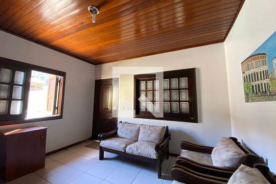 Sala de casa à venda com 3 quartos, 210m² em Scharlau, São Leopoldo