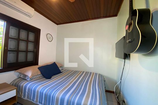 Quarto 1 de casa à venda com 3 quartos, 210m² em Scharlau, São Leopoldo