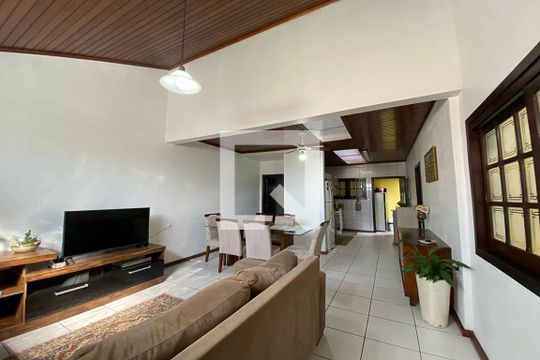 Sala de casa à venda com 3 quartos, 210m² em Scharlau, São Leopoldo