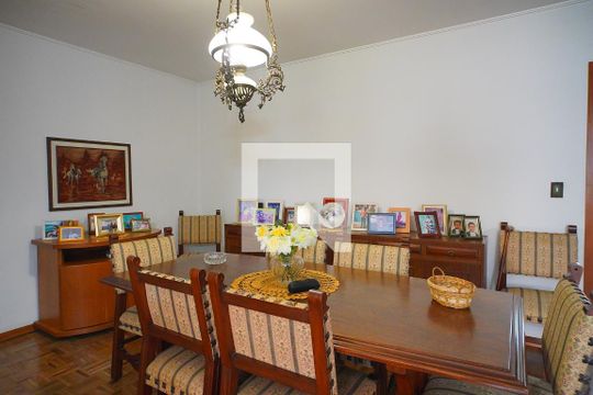 Sala de apartamento à venda com 3 quartos, 300m² em Jardim Lindóia, Porto Alegre