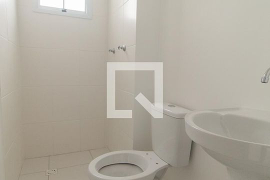 Banheiro de apartamento à venda com 2 quartos, 46m² em Vila Esperança, São Paulo