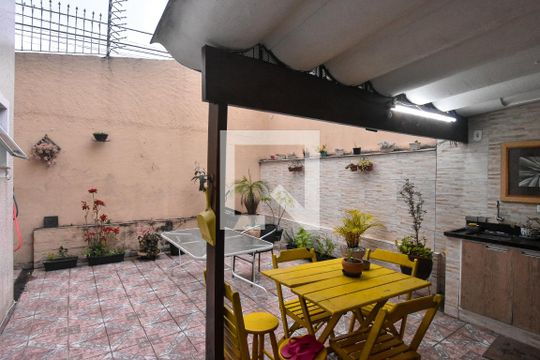 Quintal de casa à venda com 3 quartos, 164m² em Aricanduva, São Paulo