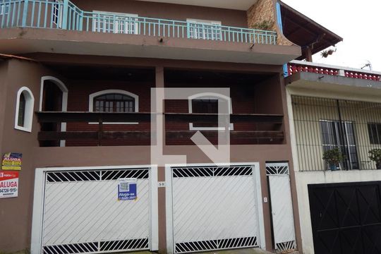 Fachada de casa para alugar com 2 quartos, 98m² em Jardim de Lourdes, Embu das Artes