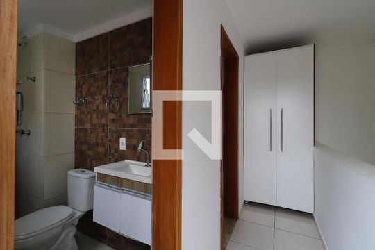 Corredor Piso 2 de casa de condomínio para alugar com 3 quartos, 89m² em Vila Joao Ramalho, Santo André