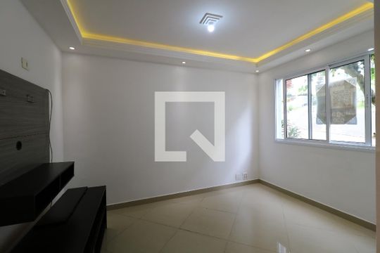 Casa de Condomínio para alugar com 3 quartos, 89m² em Vila Joao Ramalho, Santo André