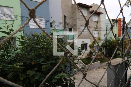 Vista do Quarto 1 de casa de condomínio para alugar com 3 quartos, 89m² em Vila Joao Ramalho, Santo André