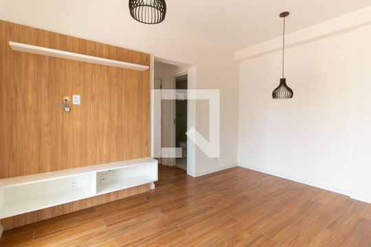 Sala de apartamento à venda com 2 quartos, 66m² em Quarta Parada, São Paulo