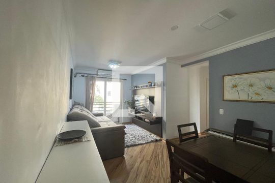 Apartamento para alugar com 3 quartos, 65m² em Vila Sofia, São Paulo