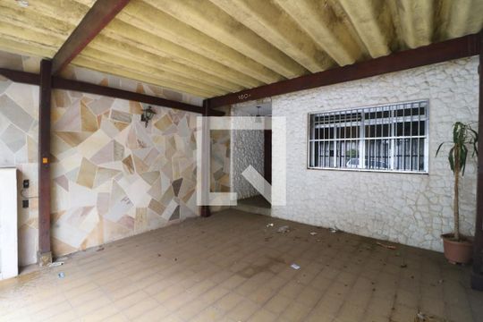 Garagem de casa à venda com 2 quartos, 150m² em Jardim Independência (são Paulo), São Paulo