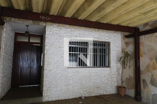 Garagem de casa à venda com 2 quartos, 150m² em Jardim Independência (são Paulo), São Paulo