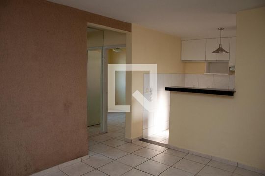Apartamento à venda com 2 quartos, 48m² em Sapucaia, Contagem