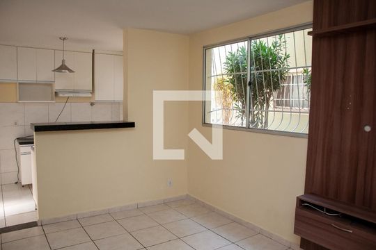 Sala de apartamento à venda com 2 quartos, 48m² em Sapucaia, Contagem