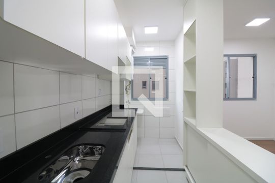 Cozinha e Área de Serviço de apartamento para alugar com 1 quarto, 30m² em Mooca, São Paulo