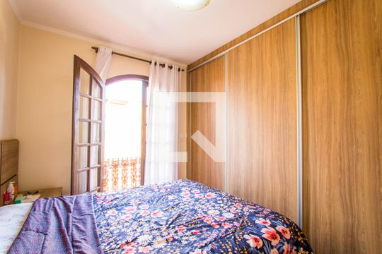 Quarto 1 - Suíte de casa à venda com 3 quartos, 225m² em Vila Helena, Santo André