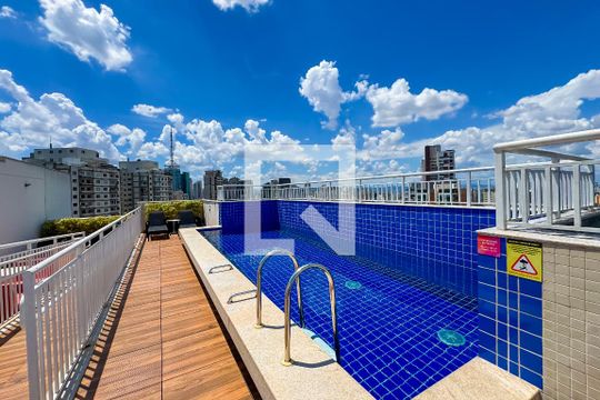Piscina de kitnet/studio à venda com 1 quarto, 31m² em Vila Mariana, São Paulo