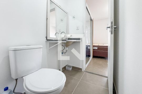 Banheiro de kitnet/studio à venda com 1 quarto, 31m² em Vila Mariana, São Paulo