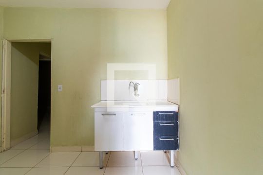 Sala/Cozinha de casa para alugar com 2 quartos, 30m² em Parque Mirante da Mata, Cotia