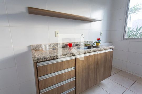 Cozinha de apartamento para alugar com 2 quartos, 110m² em Tubalina, Uberlândia
