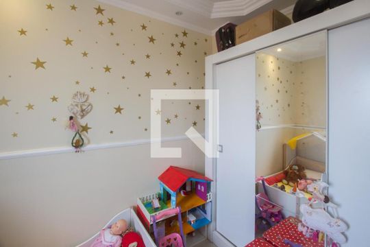 Quarto 1 de apartamento para alugar com 2 quartos, 54m² em Parque Maria Helena, São Paulo