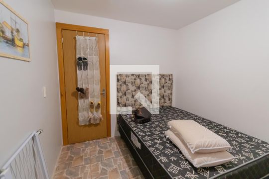 Quarto 2 de apartamento para alugar com 2 quartos, 55m² em Santos Dumont, São Leopoldo