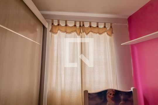 Quarto 1 de apartamento para alugar com 2 quartos, 55m² em Santos Dumont, São Leopoldo