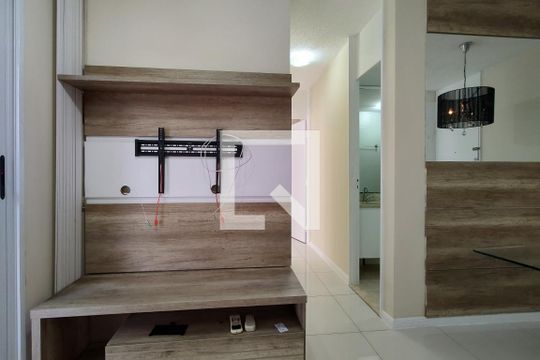 Sala de apartamento para alugar com 2 quartos, 48m² em Anil, Rio de Janeiro