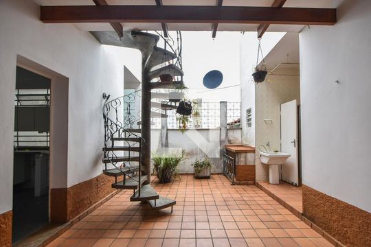 Quintal  de casa à venda com 4 quartos, 165m² em Brooklin Paulista, São Paulo