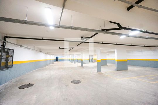 Garagem de kitnet/studio à venda com 1 quarto, 20m² em Vila Esperança, São Paulo