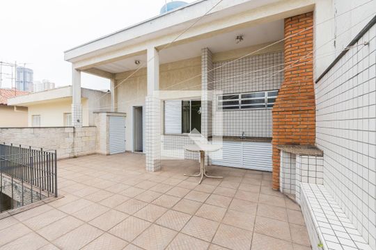 Quintal - Churrasqueira de casa à venda com 5 quartos, 240m² em Jardim Vera Cruz, São Paulo